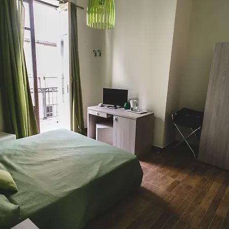 Il Quadrifoglio Room& Couette-café 4*