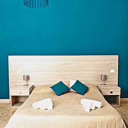 Il Quadrifoglio Room& Bed & Breakfast 3*