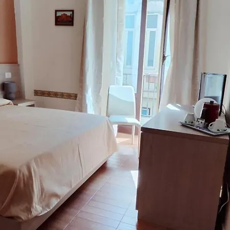 Il Quadrifoglio Room& Bed & Breakfast 3*