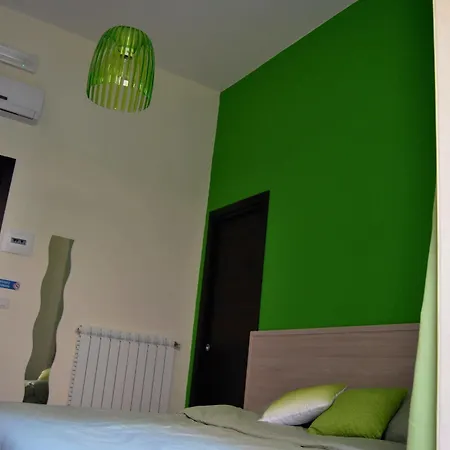 Il Quadrifoglio Room& Bed & Breakfast 3*
